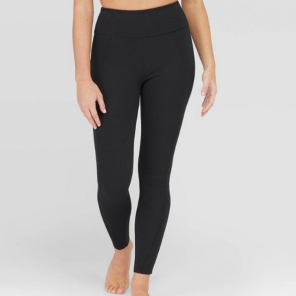 Assets by Spanx black ponte knit shaping leggings size small